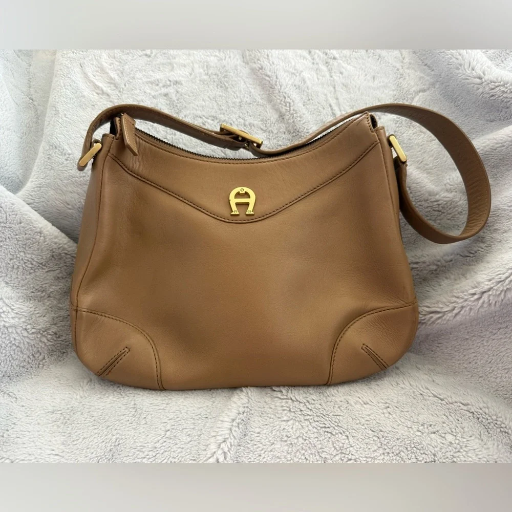 Etienne Aigner Brown Leather Shoulder Bag with Gold Hardware
